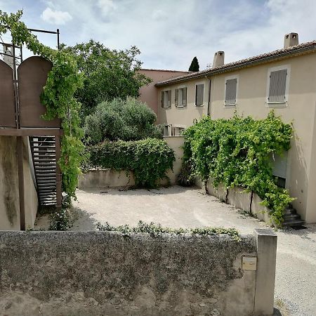 Les Studios Proche Du Mont Ventoux Mazan Exterior foto